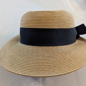 Scala straw hat with black bow NWOT